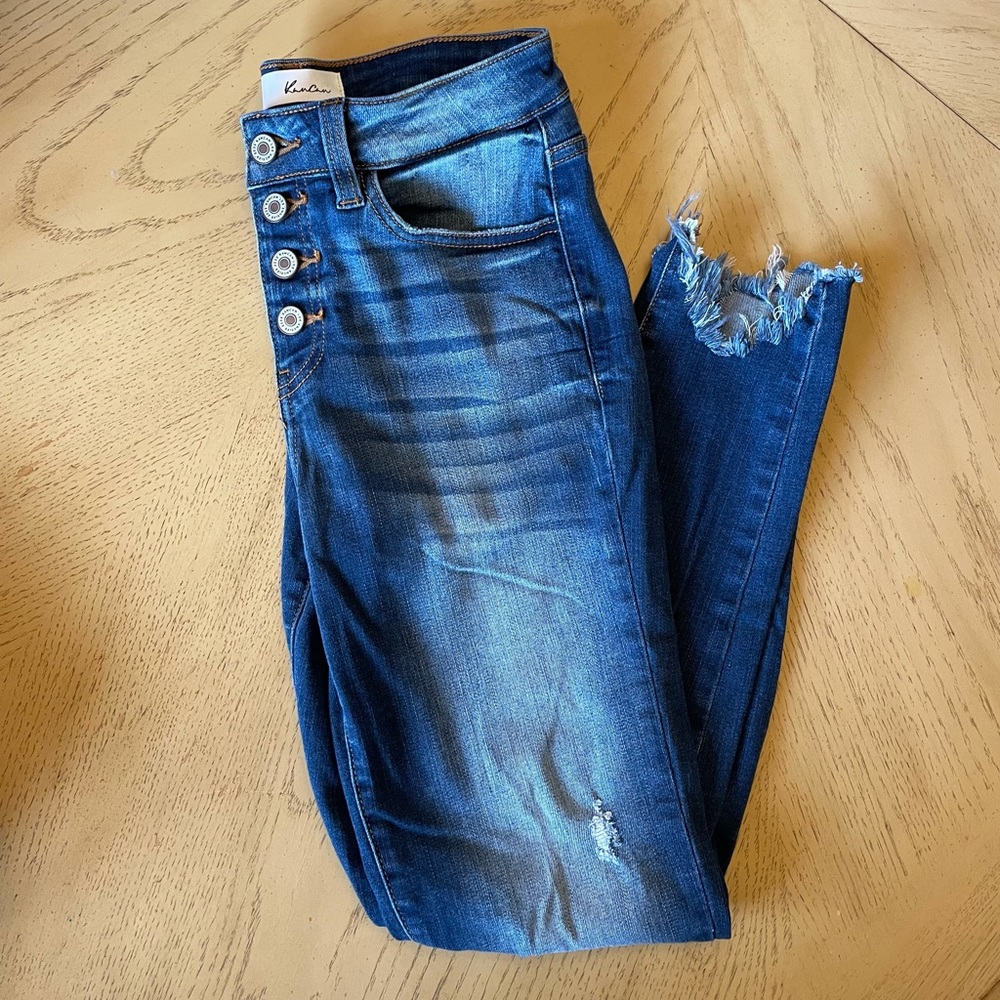 KanCan destructed skinny